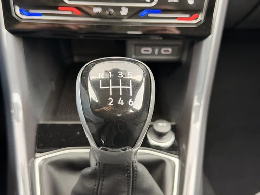 Volkswagen T-Cross - Afbeelding 24 van 26