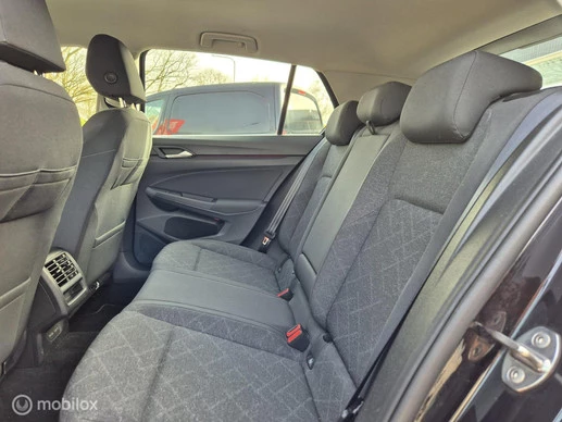 Volkswagen Golf - Afbeelding 8 van 30