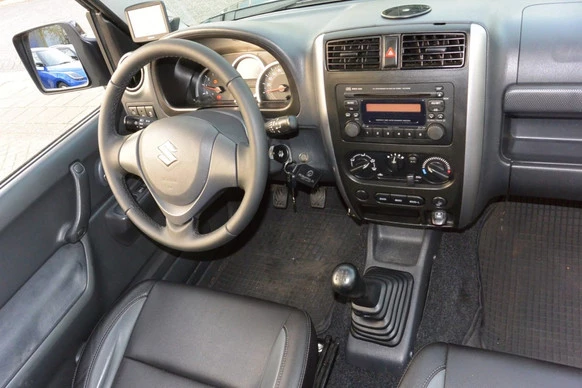 Suzuki Jimny - Afbeelding 21 van 30