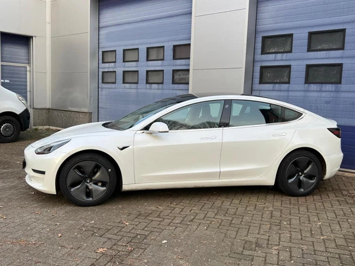 Tesla Model 3 - Afbeelding 4 van 14