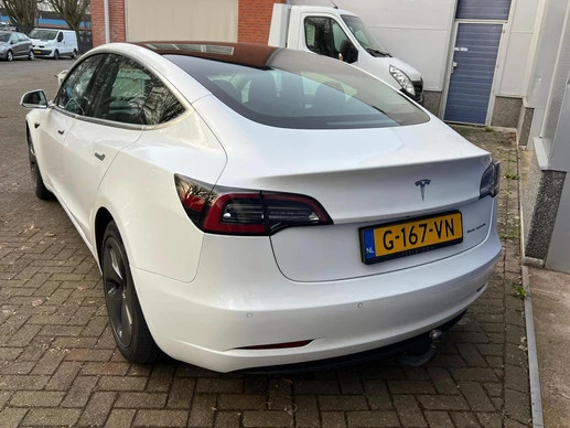 Tesla Model 3 - Afbeelding 6 van 14
