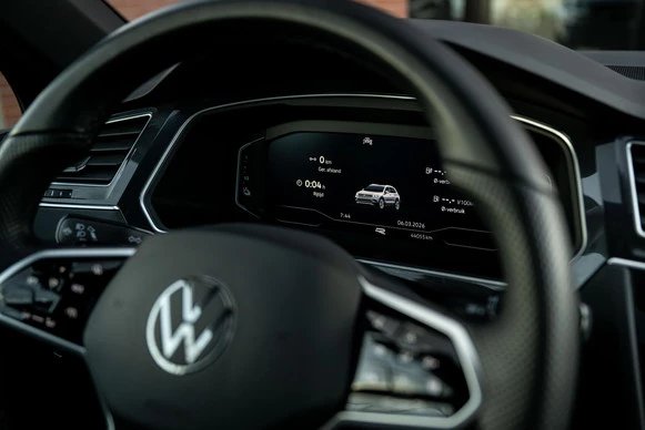 Volkswagen Tiguan - Afbeelding 14 van 30