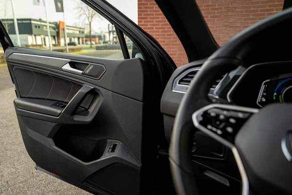 Volkswagen Tiguan - Afbeelding 15 van 30