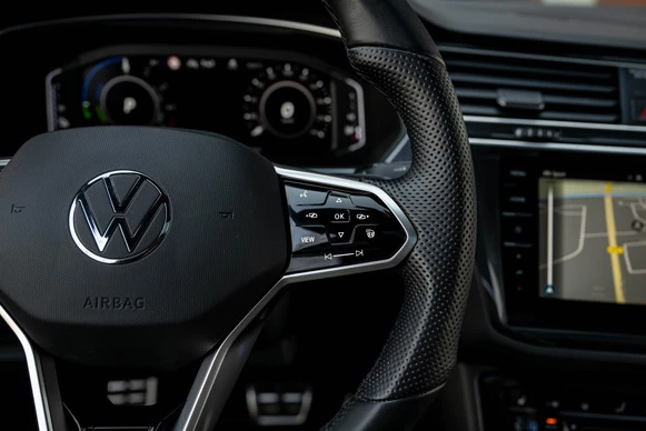 Volkswagen Tiguan - Afbeelding 18 van 30