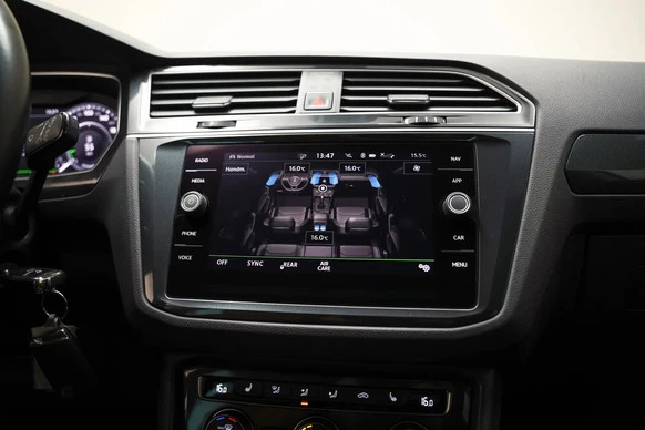 Volkswagen Tiguan - Afbeelding 10 van 30