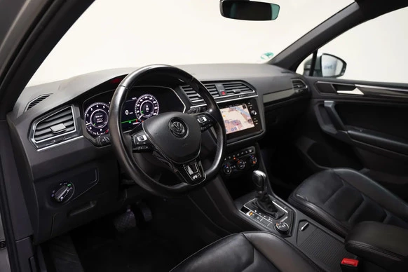 Volkswagen Tiguan - Afbeelding 17 van 30