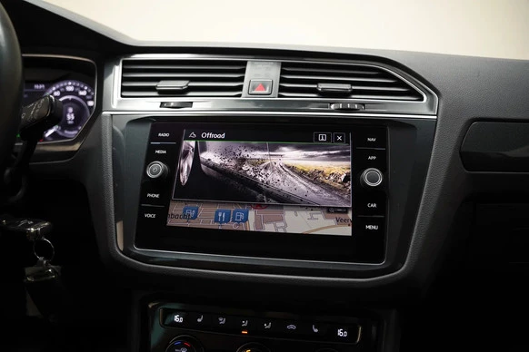 Volkswagen Tiguan - Afbeelding 27 van 30