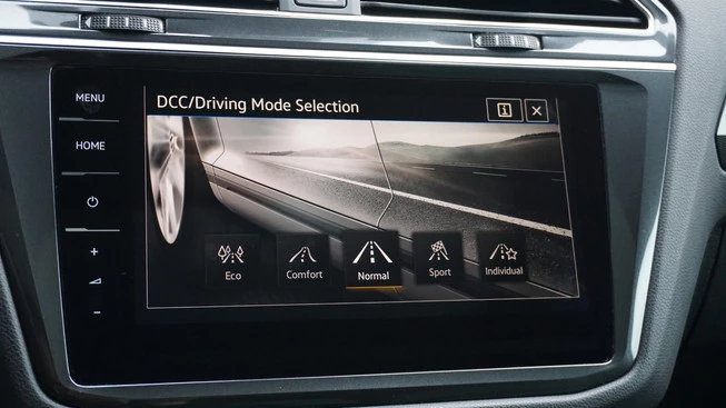 Volkswagen Tiguan - Afbeelding 22 van 30