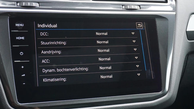 Volkswagen Tiguan - Afbeelding 23 van 30