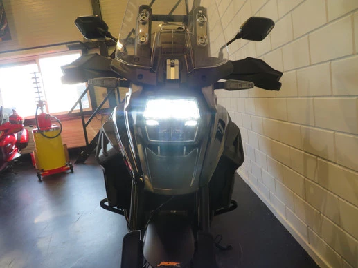 Suzuki DL - Afbeelding 4 van 14