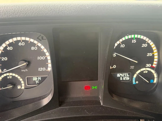 Mercedes-Benz Antos 1827 - Afbeelding 13 van 17