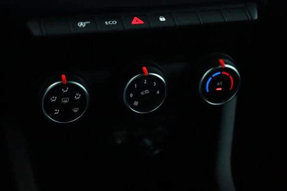 Renault Clio - Afbeelding 15 van 19