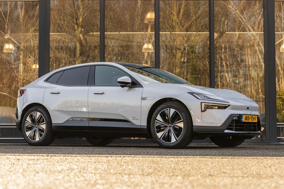 Polestar 4 - Afbeelding 1 van 30