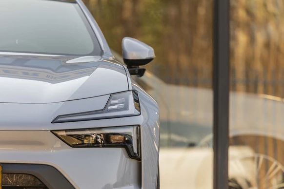 Polestar 4 - Afbeelding 4 van 30