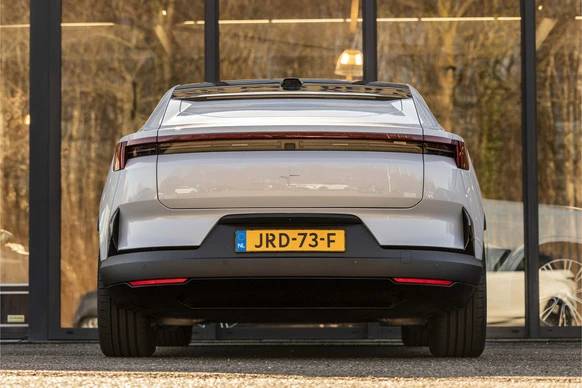 Polestar 4 - Afbeelding 6 van 30