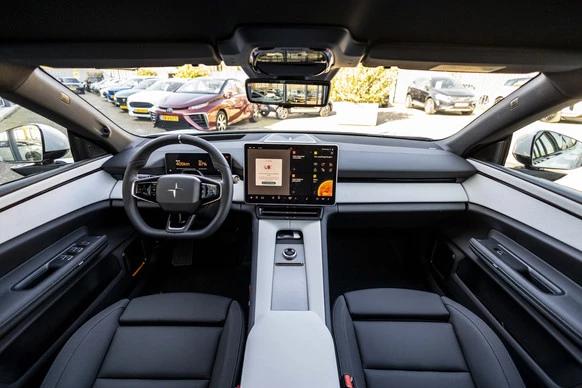 Polestar 4 - Afbeelding 18 van 30