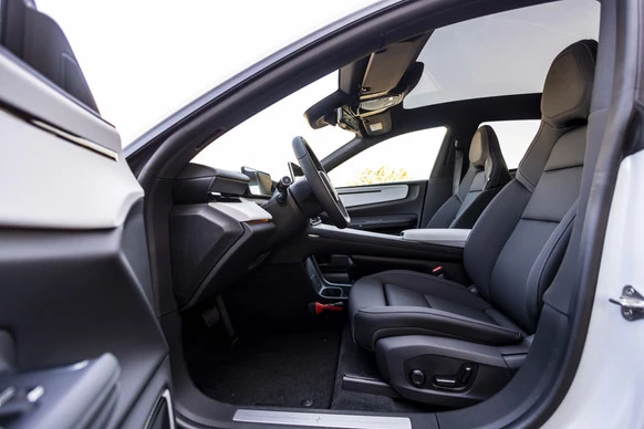 Polestar 4 - Afbeelding 25 van 30