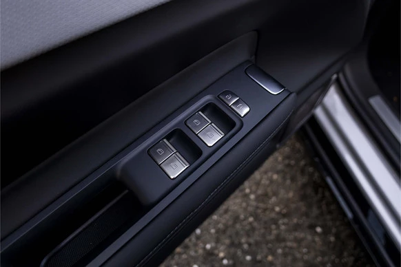 Polestar 4 - Afbeelding 26 van 30