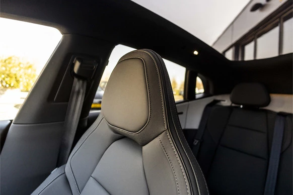 Polestar 4 - Afbeelding 28 van 30