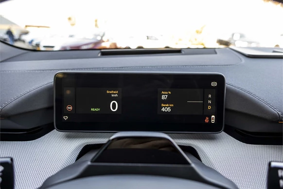 Polestar 4 - Afbeelding 30 van 30