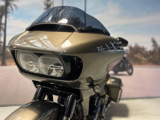 Harley-Davidson Road Glide - Afbeelding 9 van 15