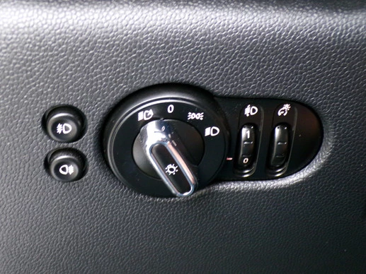 MINI Cooper Cabrio - Afbeelding 22 van 30