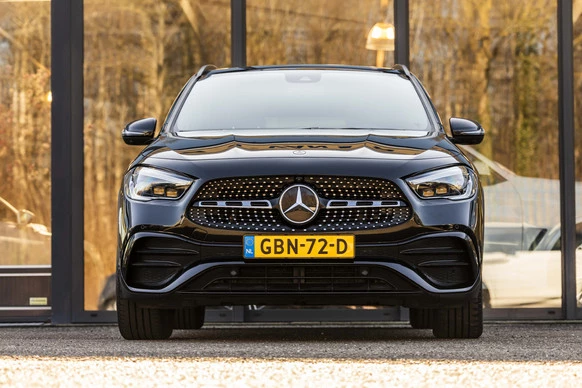 Mercedes-Benz GLA - Afbeelding 2 van 30