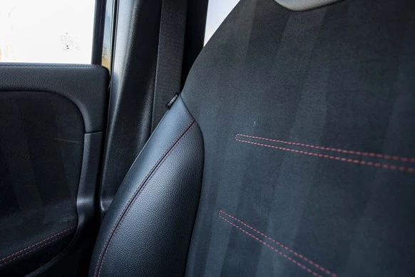 Mercedes-Benz GLA - Afbeelding 25 van 30