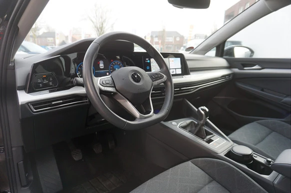 Volkswagen Golf - Afbeelding 15 van 21