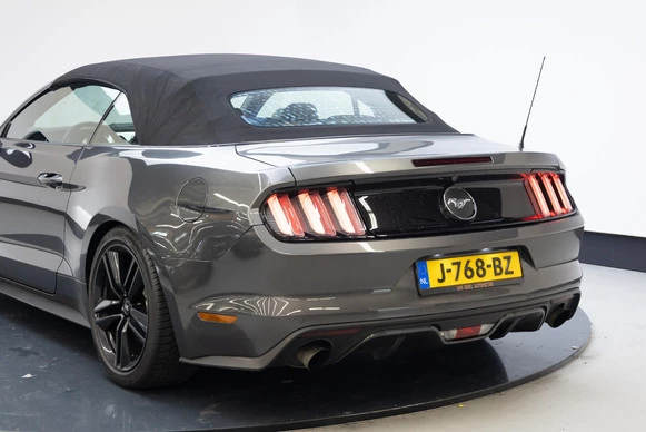 Ford Mustang - Afbeelding 6 van 29