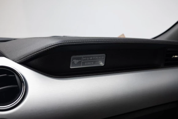 Ford Mustang - Afbeelding 14 van 29