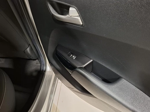 Kia Picanto - Afbeelding 14 van 19