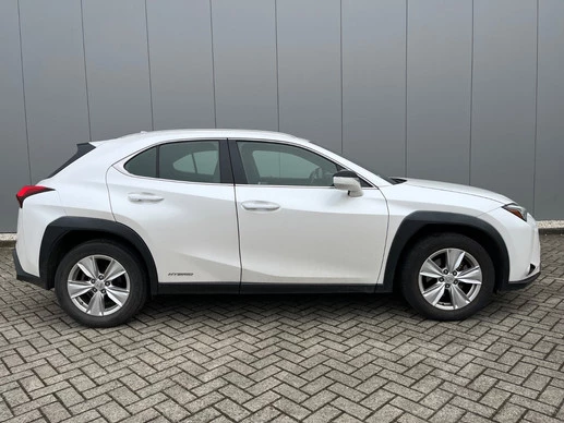 Lexus UX - Afbeelding 3 van 14