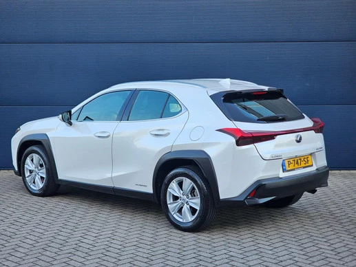 Lexus UX - Afbeelding 3 van 30