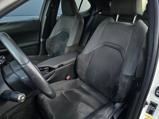 Lexus UX - Afbeelding 10 van 30