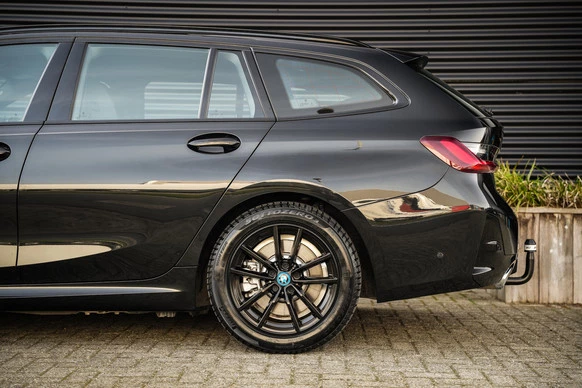 BMW 3 Serie - Afbeelding 16 van 30
