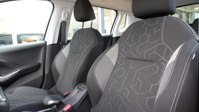 Peugeot 2008 - Afbeelding 15 van 27