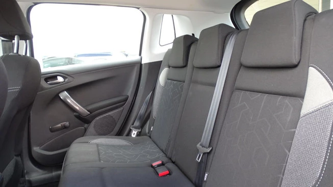 Peugeot 2008 - Afbeelding 16 van 27