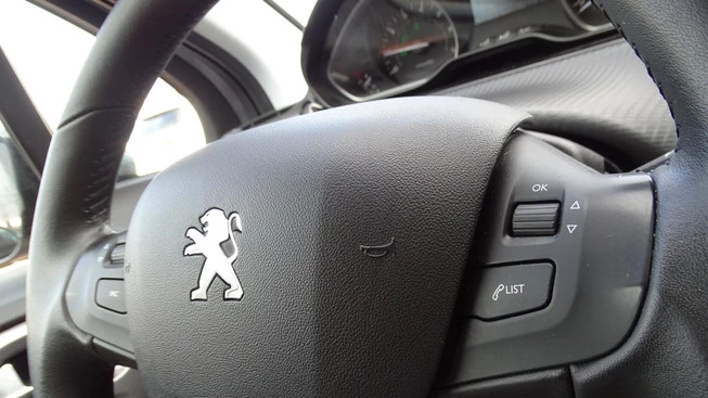 Peugeot 2008 - Afbeelding 23 van 27