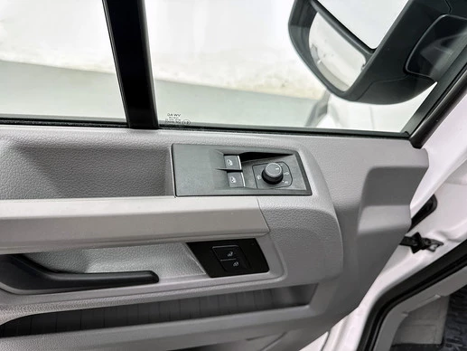 Volkswagen Crafter - Afbeelding 28 van 30