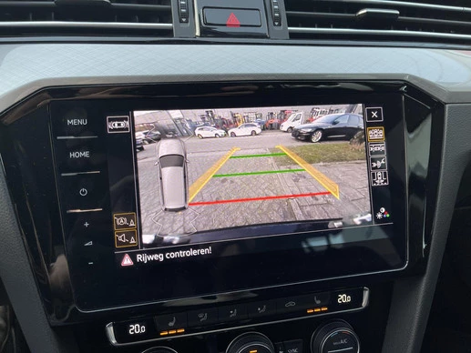 Volkswagen Passat - Afbeelding 14 van 24