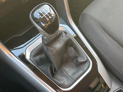 Volkswagen T-Roc - Afbeelding 15 van 30