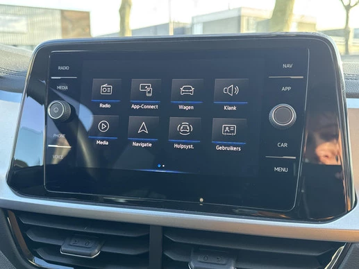 Volkswagen T-Roc - Afbeelding 22 van 30