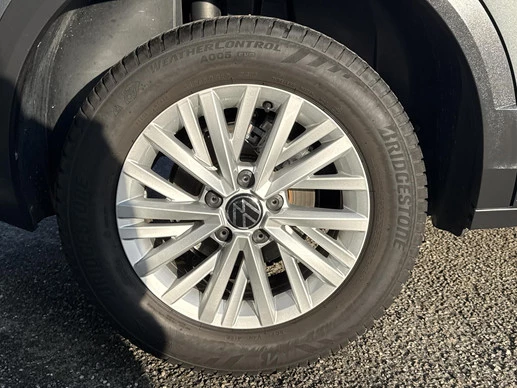 Volkswagen T-Roc - Afbeelding 26 van 30