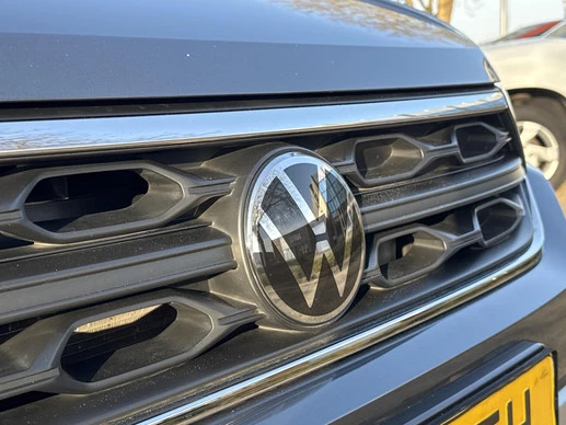 Volkswagen T-Roc - Afbeelding 28 van 30