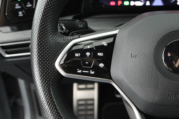 Volkswagen Golf - Afbeelding 18 van 30