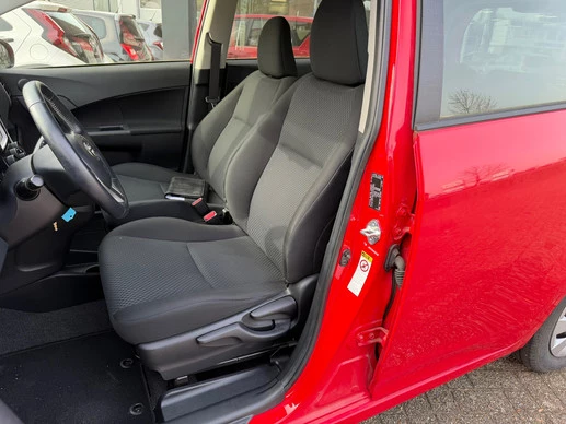 Toyota Verso-S - Afbeelding 10 van 17