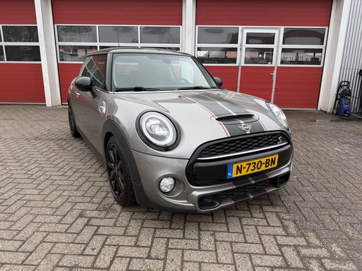 MINI Cooper S - Afbeelding 1 van 18