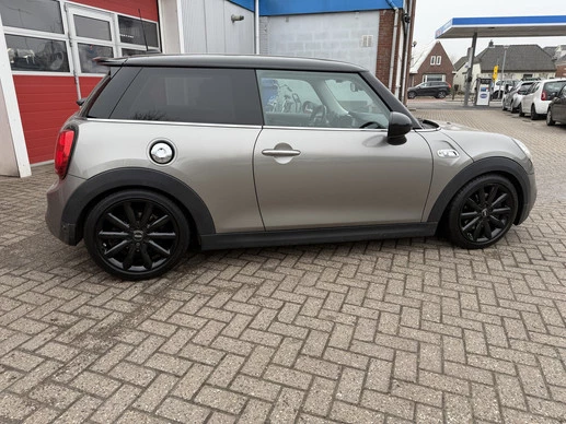 MINI Cooper S - Afbeelding 9 van 18