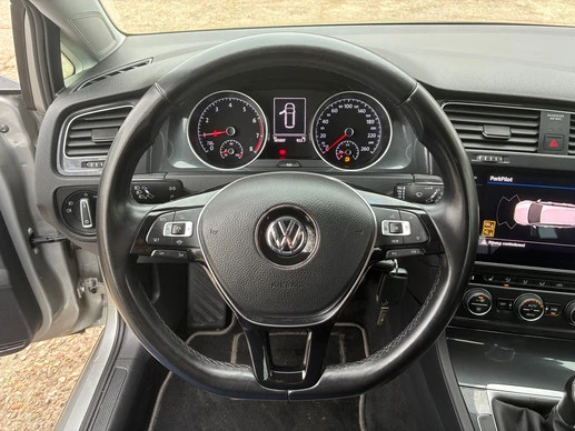 Volkswagen Golf - Afbeelding 13 van 28